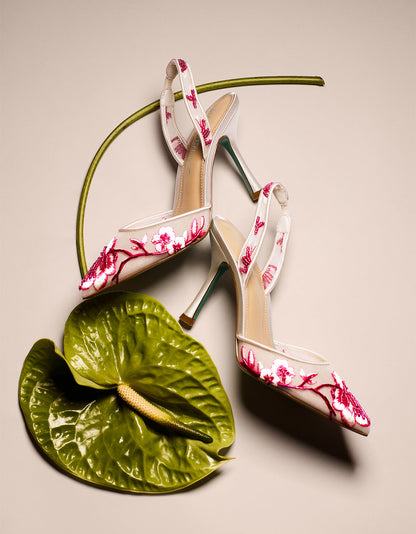 Betsey Johnson Deals - PATCH FUCHSIA Pointed-Toe Heel