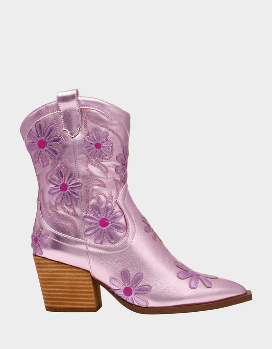 Betsey Johnson Signature - TEDDYY PINK Western Pointed-Toe Ankle Boot