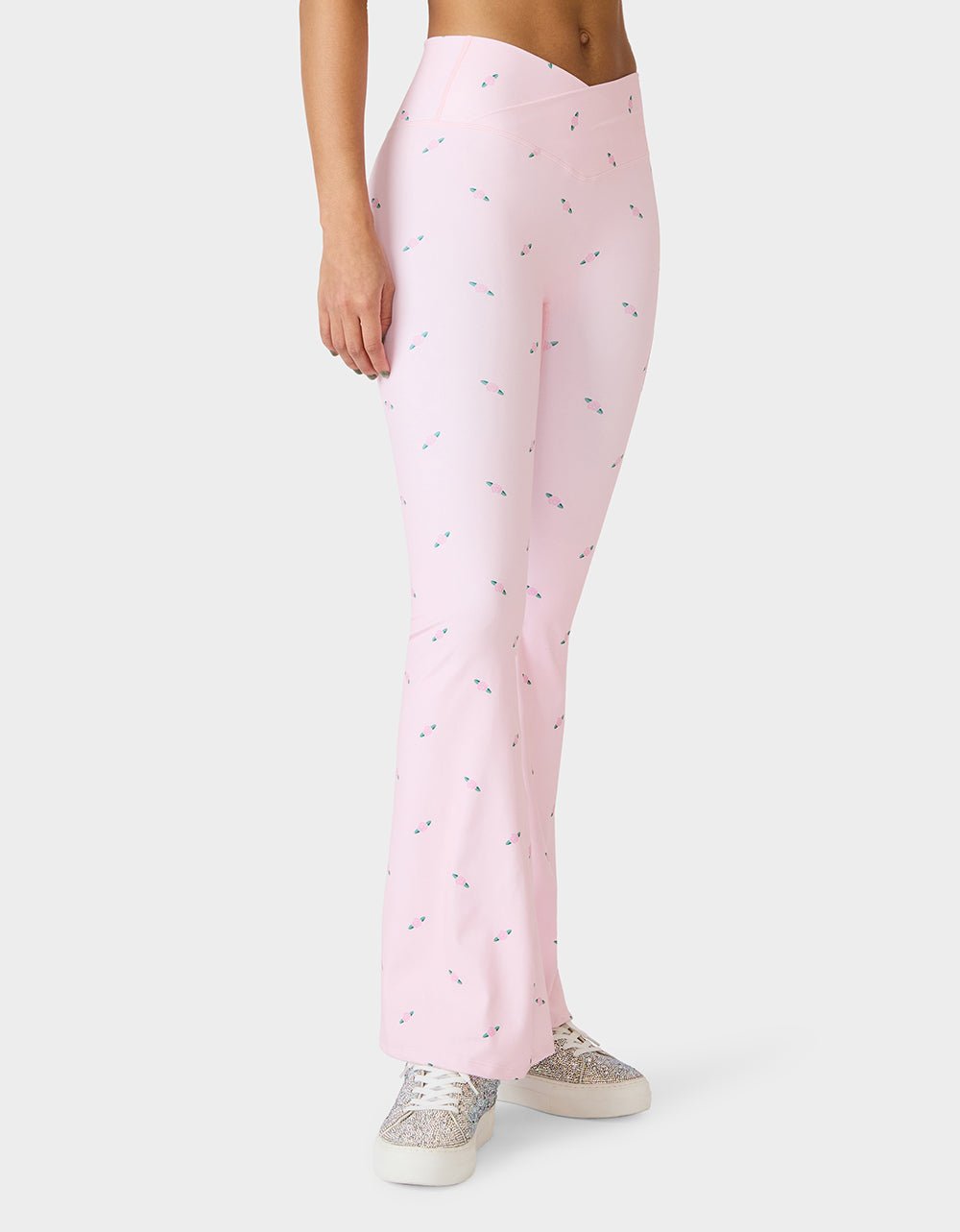 Betsey Johnson Premium - ROSE PRINT CROSSOVER LEGGINGS PINK ROSE Women's Floral Crossover Activewear Legging