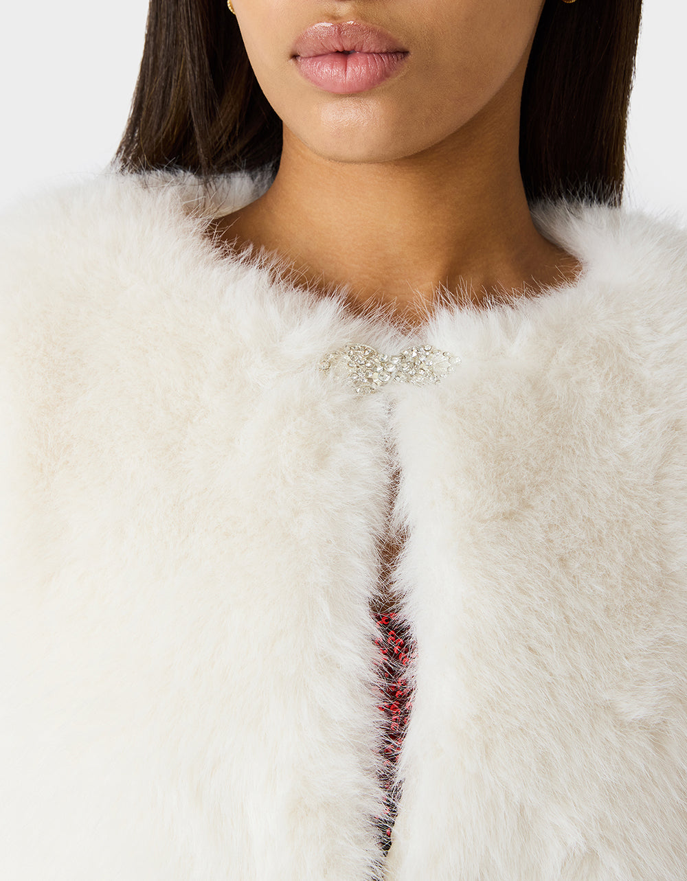 Betsey Johnson Classic - CHAMPAGNE LUXE FAUX FUR JACKET CREAM Women's Cream Faux Fur Jacket