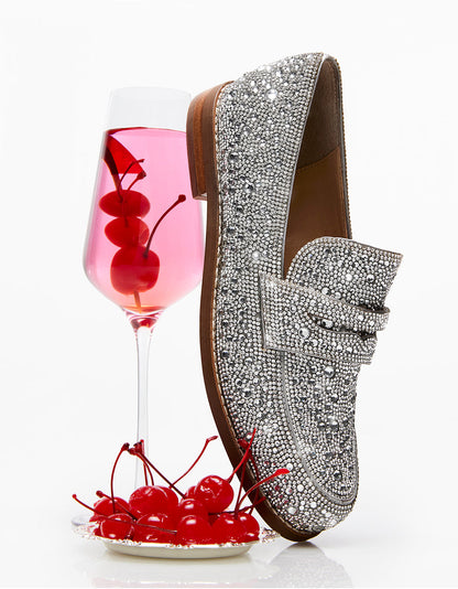 Betsey Johnson Discount - ARON SILVER Loafers