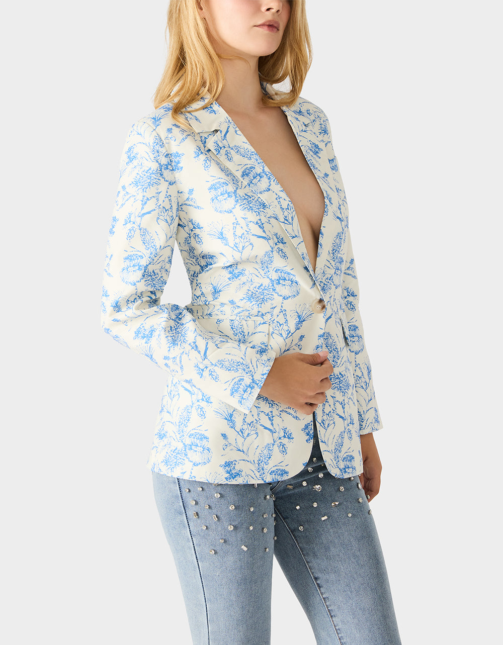 Betsey Johnson Signature - BOYFRIEND BLUE FLORAL BLAZER BLUE Women's Long-Sleeved Floral Print Blazer Jacket