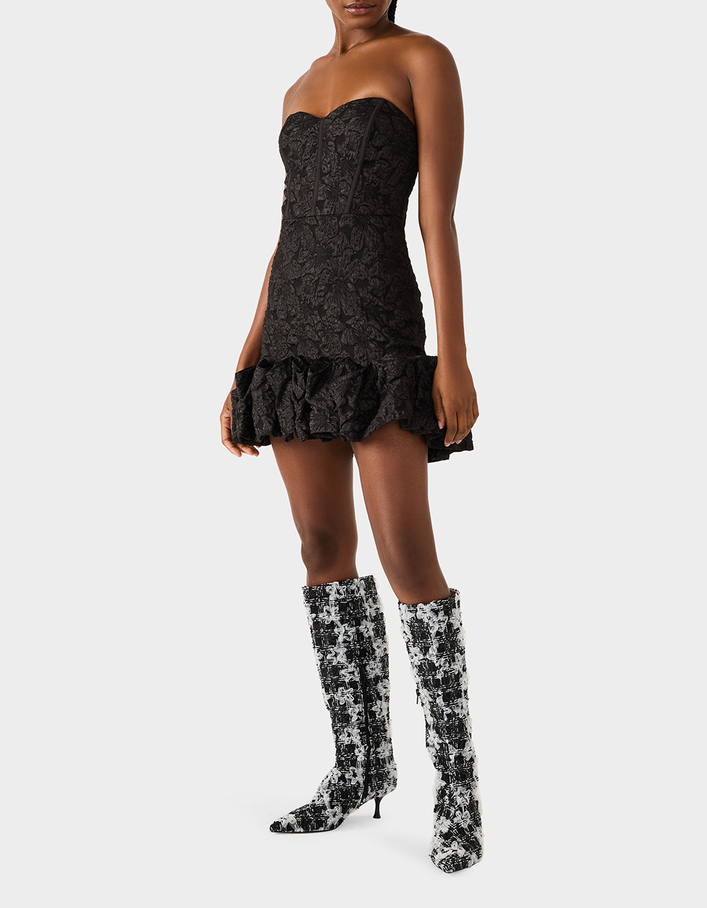 Betsey Johnson Premium - DRESSED TO FRILL DRESS BLACK Women's Strapless Black Floral Mini Dress