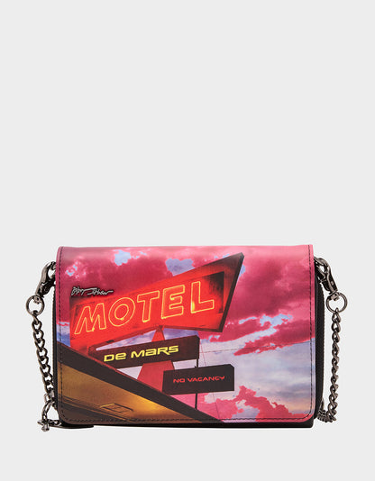 Betsey Johnson Exclusive - VACAY FAR AWAY WALLET ON CHAIN MULTI Women's Alien Motel Wallet on Chain