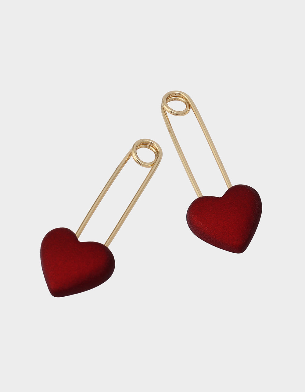 Betsey Johnson Hot Sale - HEART SAFETY PIN DROP EARRINGS RED Women's Valentine's Day Heart Pin Drop Earrings
