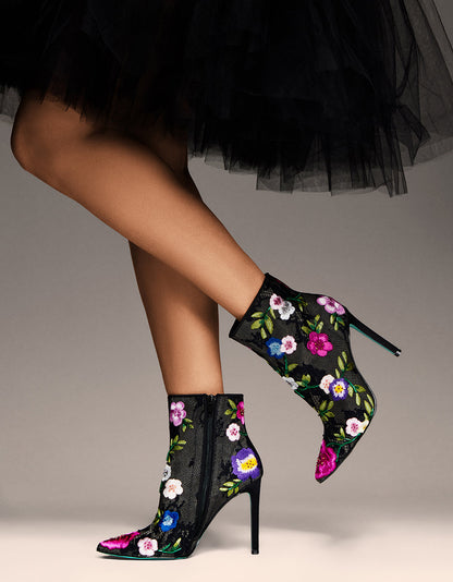 Betsey Johnson New - ANITA BLACK MULTI FLORAL Pointed-Toe Heeled Ankle Boot