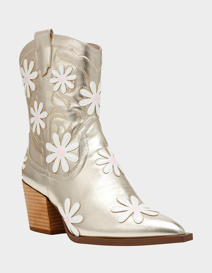 Betsey Johnson Premium - TEDDYY GOLD Western Pointed-Toe Ankle Boot