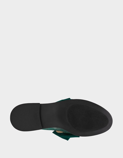 Betsey Johnson Special Offer - SETH EMERALD Women's Mesh Pearl Bow Slip-On Loafer