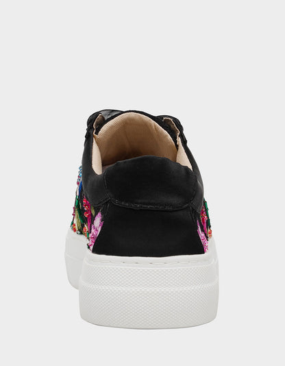 Betsey Johnson Best Price - JAYLA BLACK MULTI FLORAL Platform Low-Top Lace-Up Sneaker