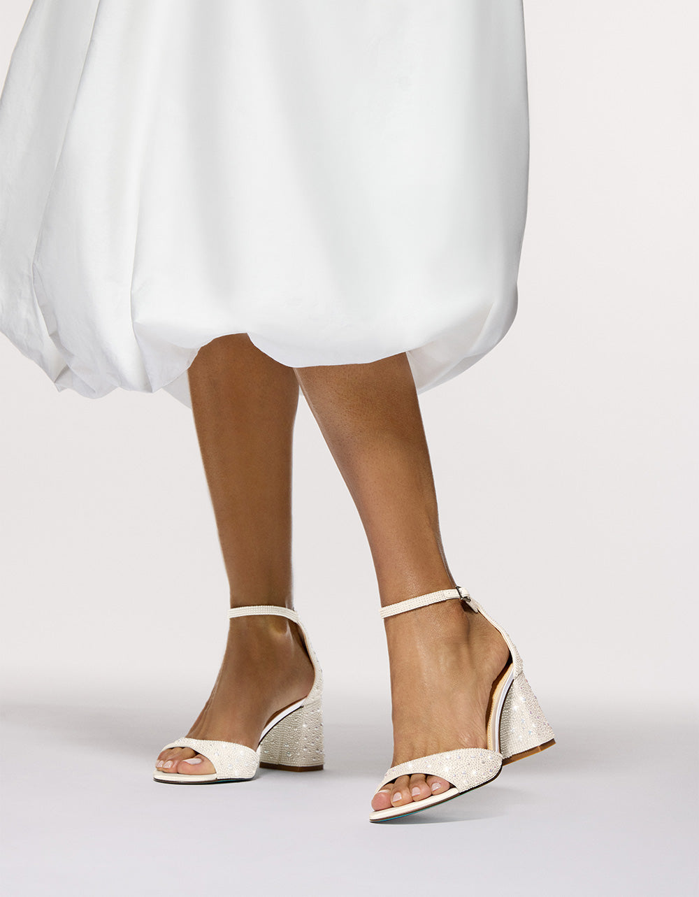 Betsey Johnson Signature - KAMI PEARL Block Heel Open Toe Women's Heel