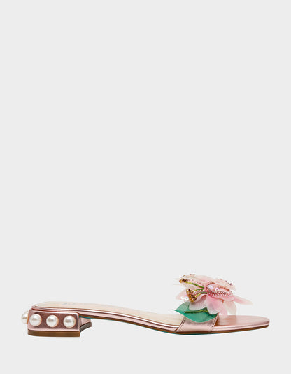 Betsey Johnson Hot Sale - ROSIA Light Pink Flower Embellished Pearl Square-Toe Women's Block Heel