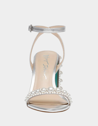 Betsey Johnson Discount - LEXI SILVER PEARL Block Heels