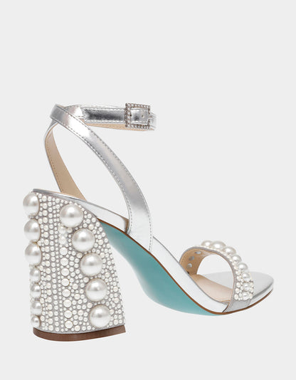 Betsey Johnson Discount - LEXI SILVER PEARL Block Heels