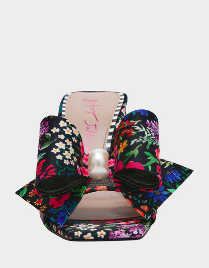 Betsey Johnson Everyday - JORDN DITSY FLORAL Square-Toe Mule Block Heel