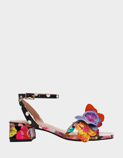 Betsey Johnson Best Price - MARANDA BLACK MULTI Women's Block Floral Low Heel
