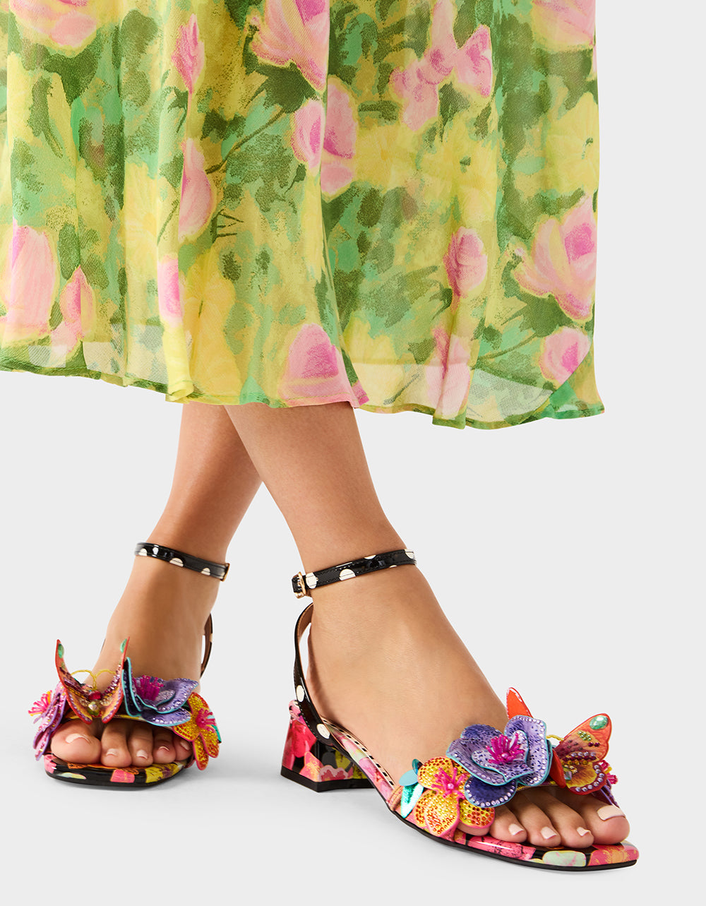 Betsey Johnson Best Price - MARANDA BLACK MULTI Women's Block Floral Low Heel