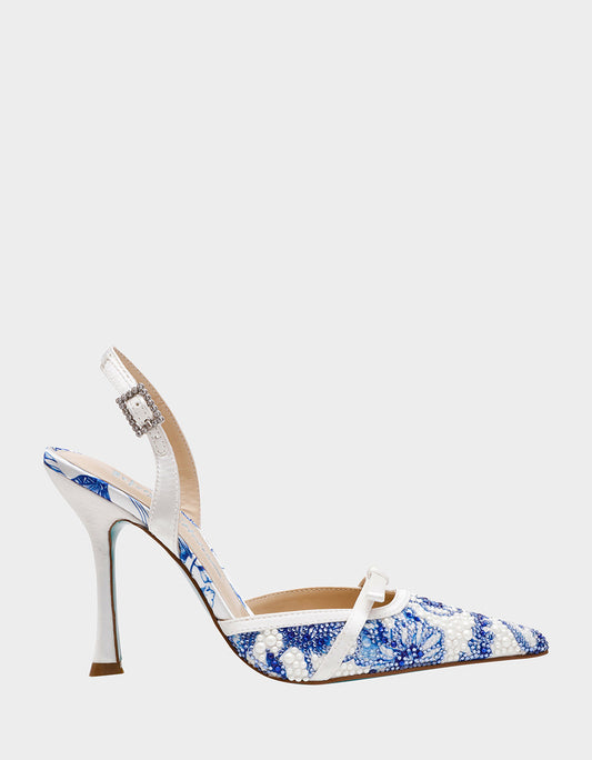 Betsey Johnson Trusted - ROZA WHITE/BLUE FLORAL Women's Pointed Toe Stiletto Floral Heel
