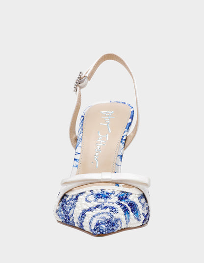 Betsey Johnson Trusted - ROZA WHITE/BLUE FLORAL Women's Pointed Toe Stiletto Floral Heel