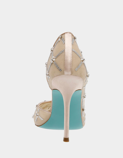 Betsey Johnson Value - CRUZE NUDE Pointed Toe Mesh Heel