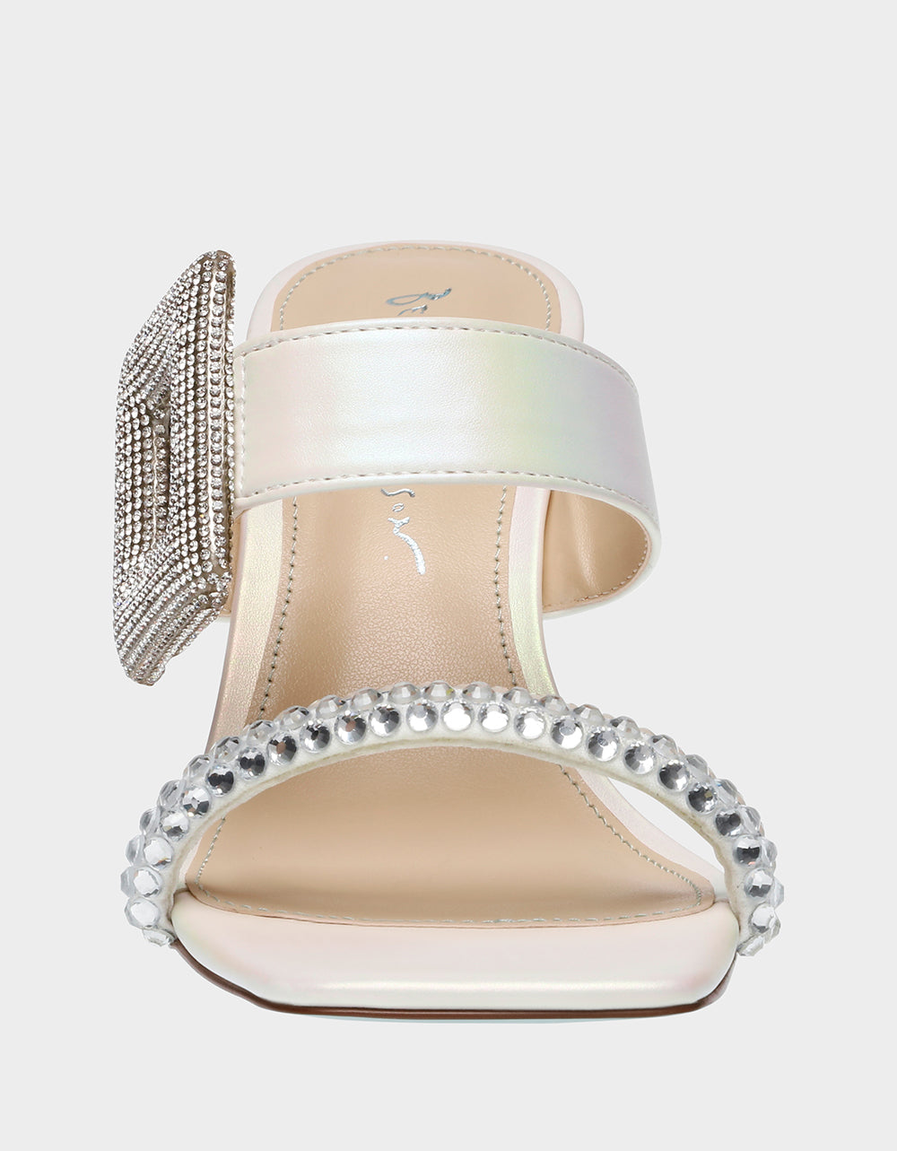 Betsey Johnson Quality - ANNY IVORY Bridal Heel